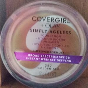 Covergirl + Play Simply Ageless Foundation